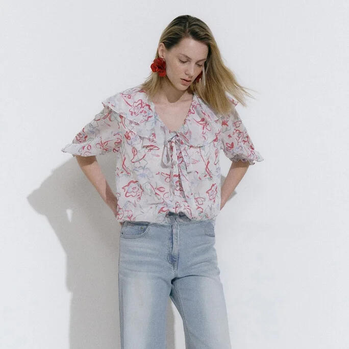 

Romantic Ele Thin Self-Preserved irt with Lace Collar Elastic Commuter Versatile Slimming Small irt Korean Sle or...