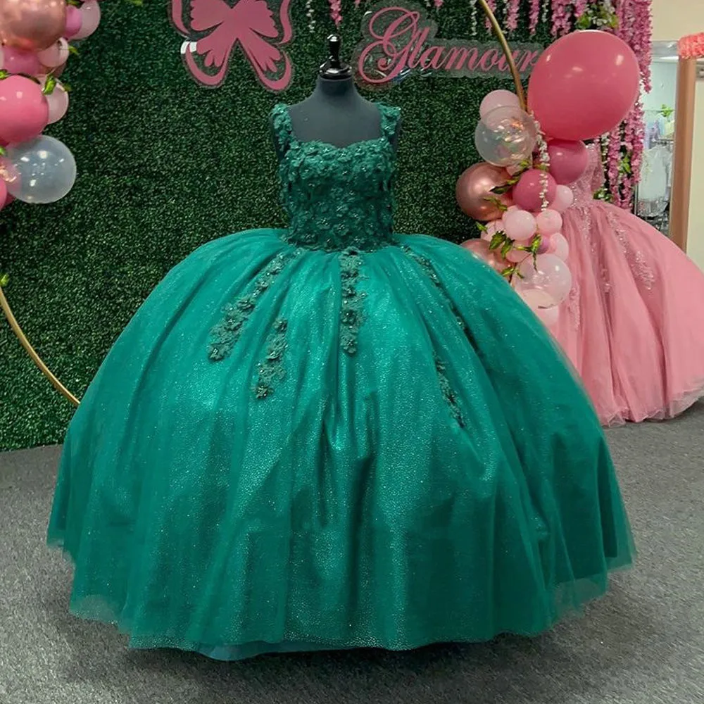 

Green Appliques Lace Handmade Flowers Quinceanera Dresses Ball Gown With Cloak Sweetheart Corset For Sweet 15 Girls Party