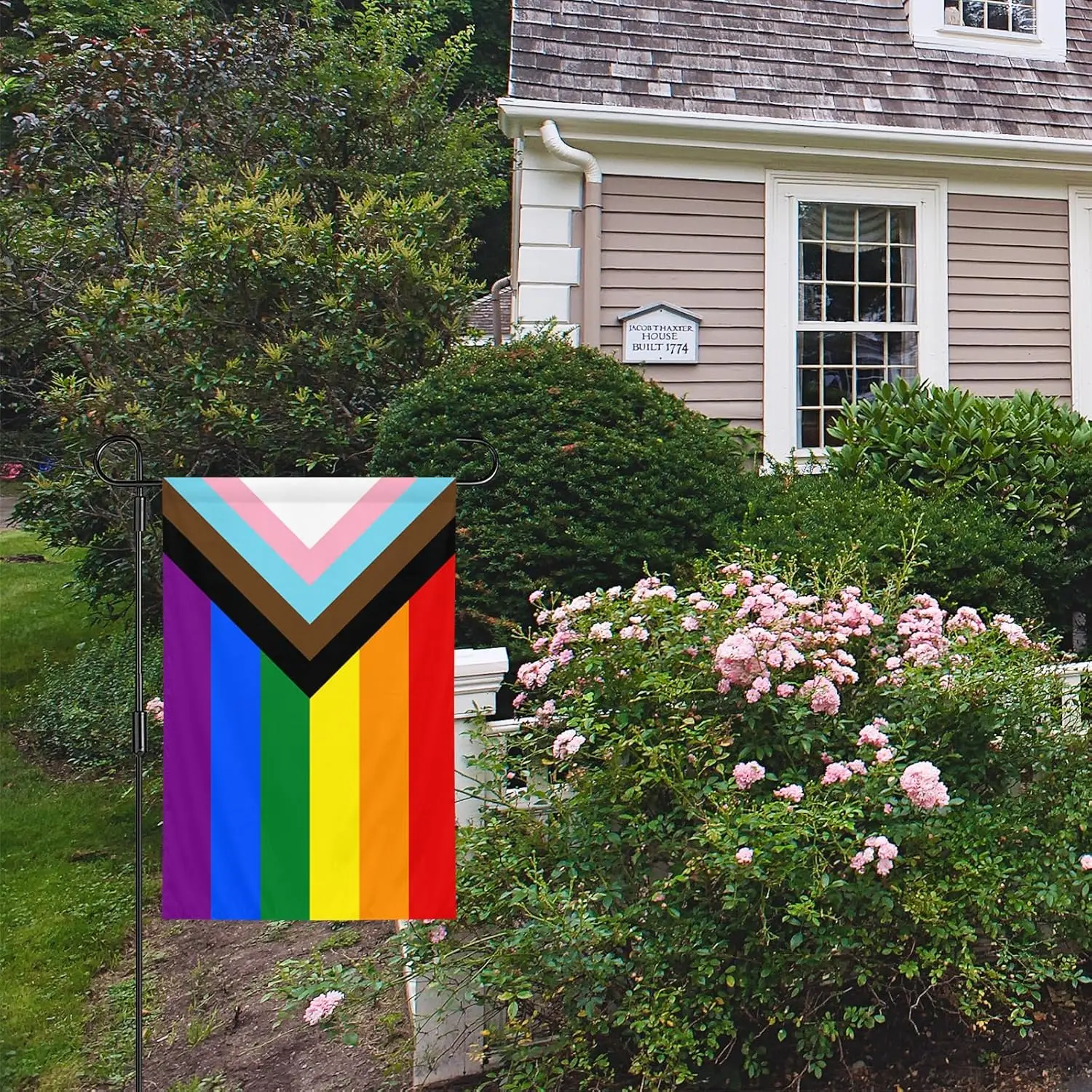 أعلام حديقة قوس قزح من برايد - ساحة التقدم الشامل علم صغير 12 × 18 بوصة للمثليين المثليين المتحولين جنسيا الموسمي خارج العقدة XAA #6