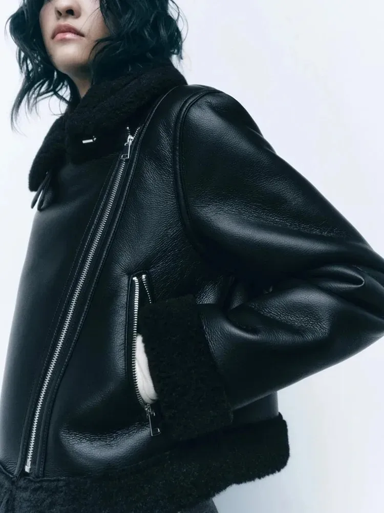 سترة طيار نسائية من الجلد الصناعي شتوية دافئة مبطنة بالفرو مع ياقة قصيرة وواسعة ومريحة للارتداء اليومي #5