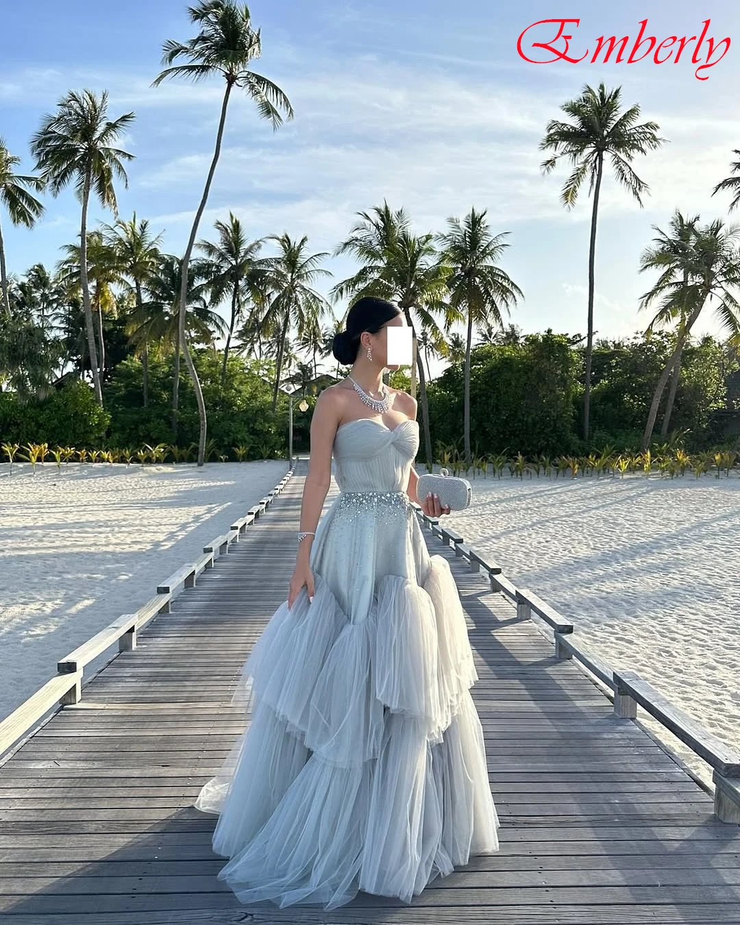 

Customized A-Line Strapless Sleeveless Formal Elegant Evening Dress Fashion Delicate Celebrity Gowns Temperament Party Dress