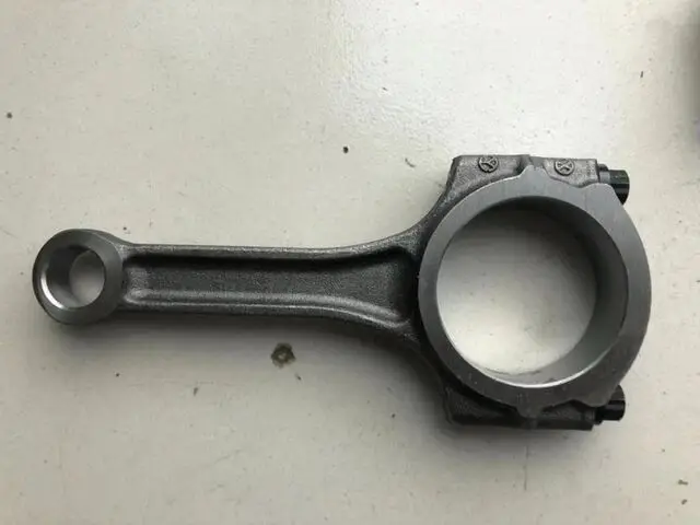 

OEM number: LFF000410 4pcs/Kit) Engine Rebuilding crankshaft con rod for Chinese SAIC ROEWE 550 MG6 750 1.8T engine