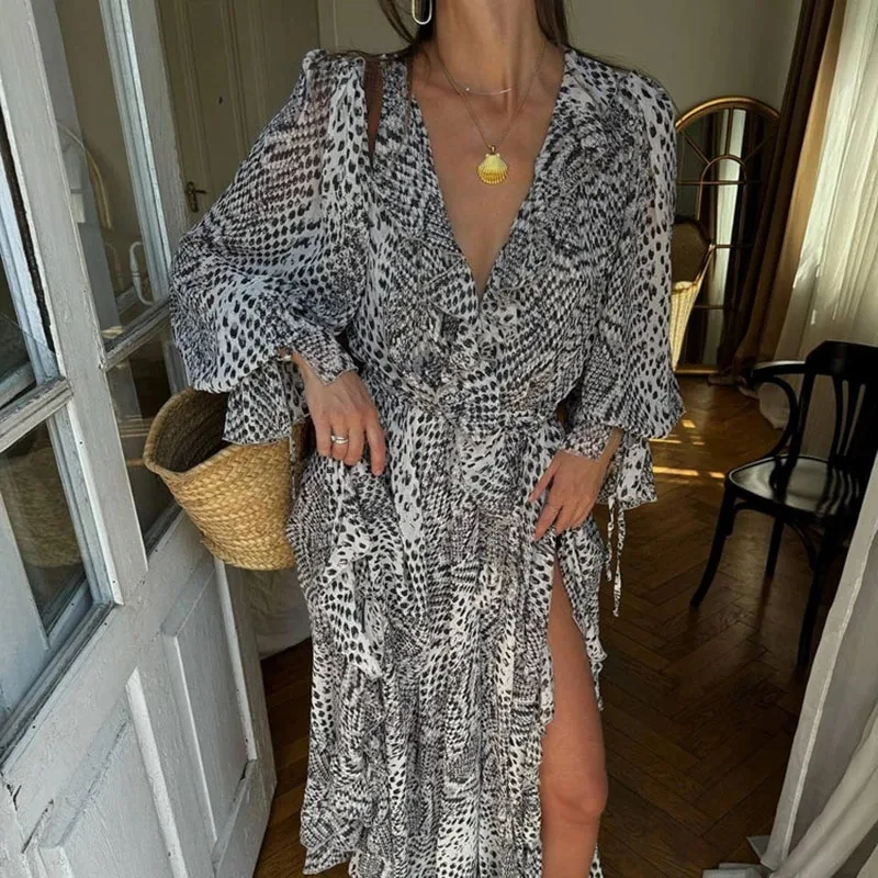

Spring Summer New Lantern Long Sleeve Dress Elegant Lady Pleated Commute Maxi Dress Fashion V-neck Leopard Printed Chiffon Dress