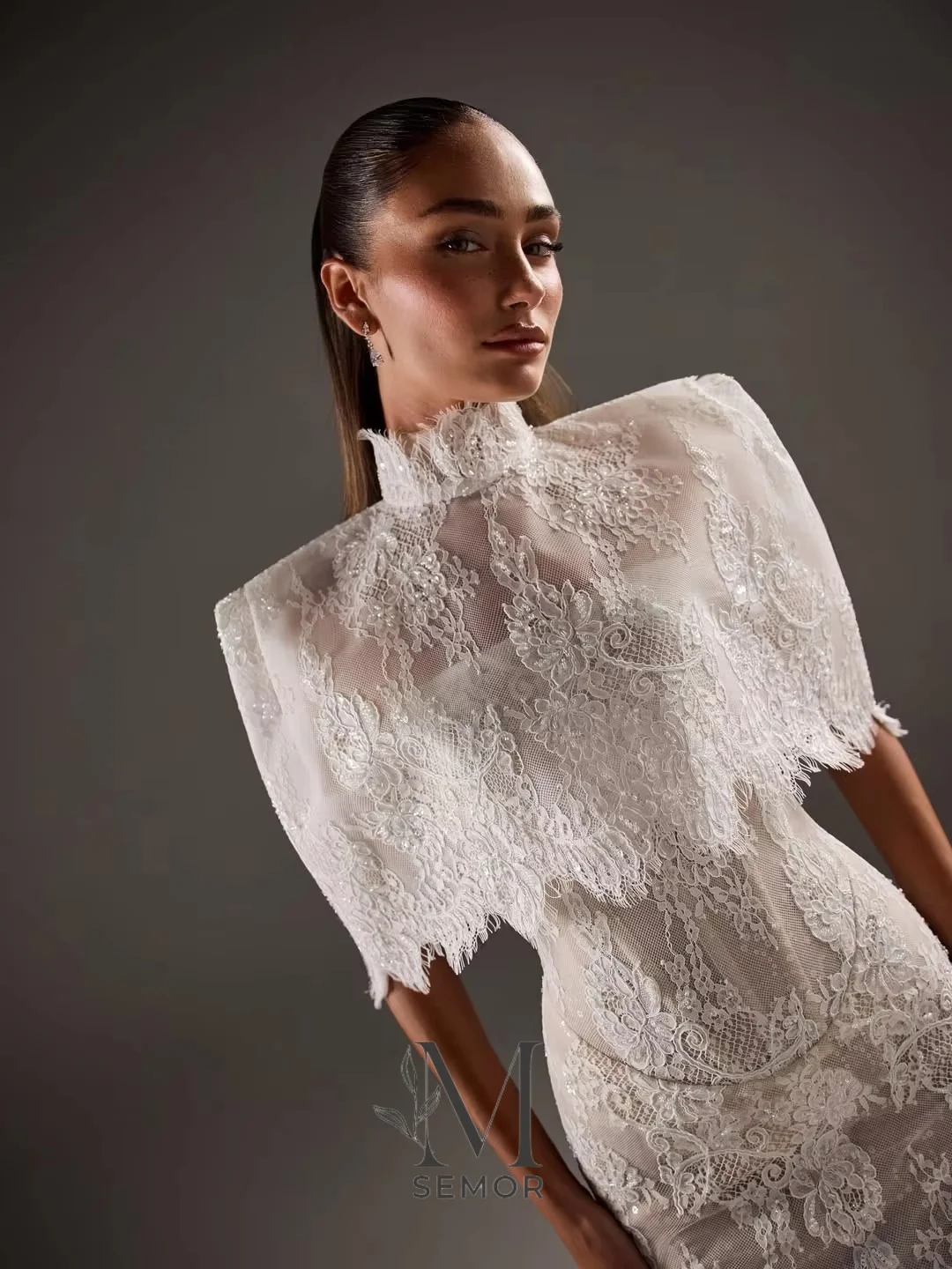 Semor Ivory Lace Mermaid Wedding Dress with Shawl Cloak Bridal Gown Floor Length Exquisite Party Dress robe de mariée Customized