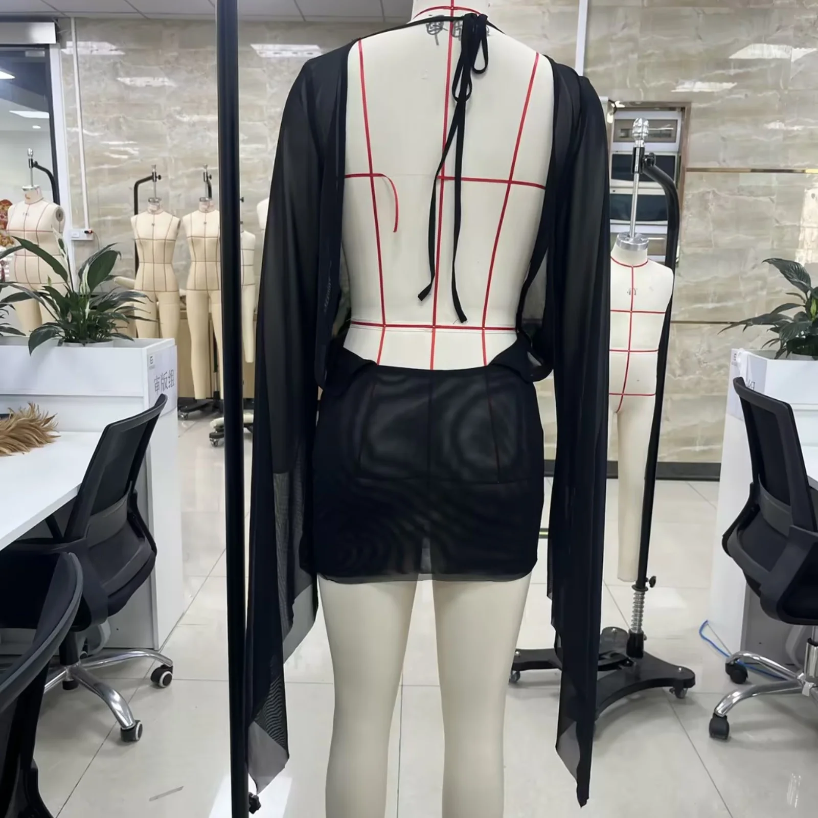 Yiiciovy – Mini robe transparente en maille pour femmes, Cover-Up de plage, manches longues, col en V, dos nu, couleur unie, robe de Cocktail transparente