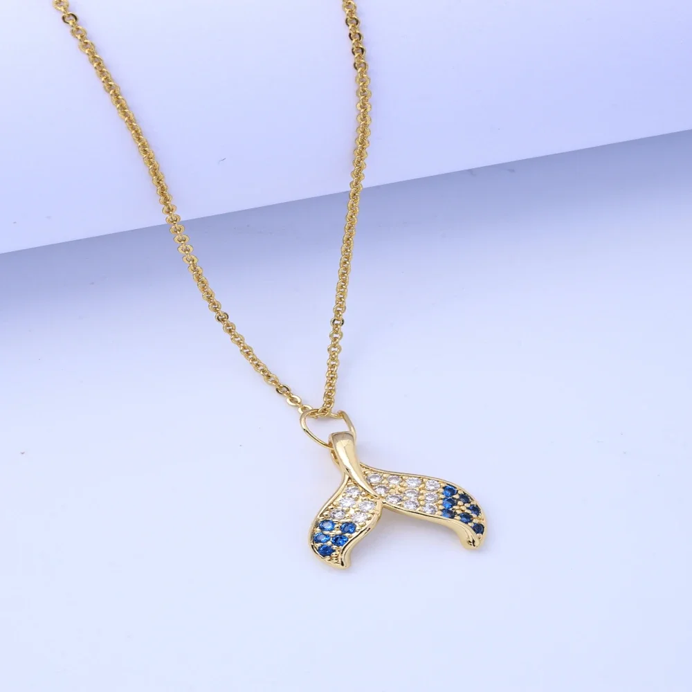 Gioielli con collana in acciaio al titanio in stile celebrità di Internet, senso versatile del lusso da donna, senso di fascia alta non sbiadisce, delicato