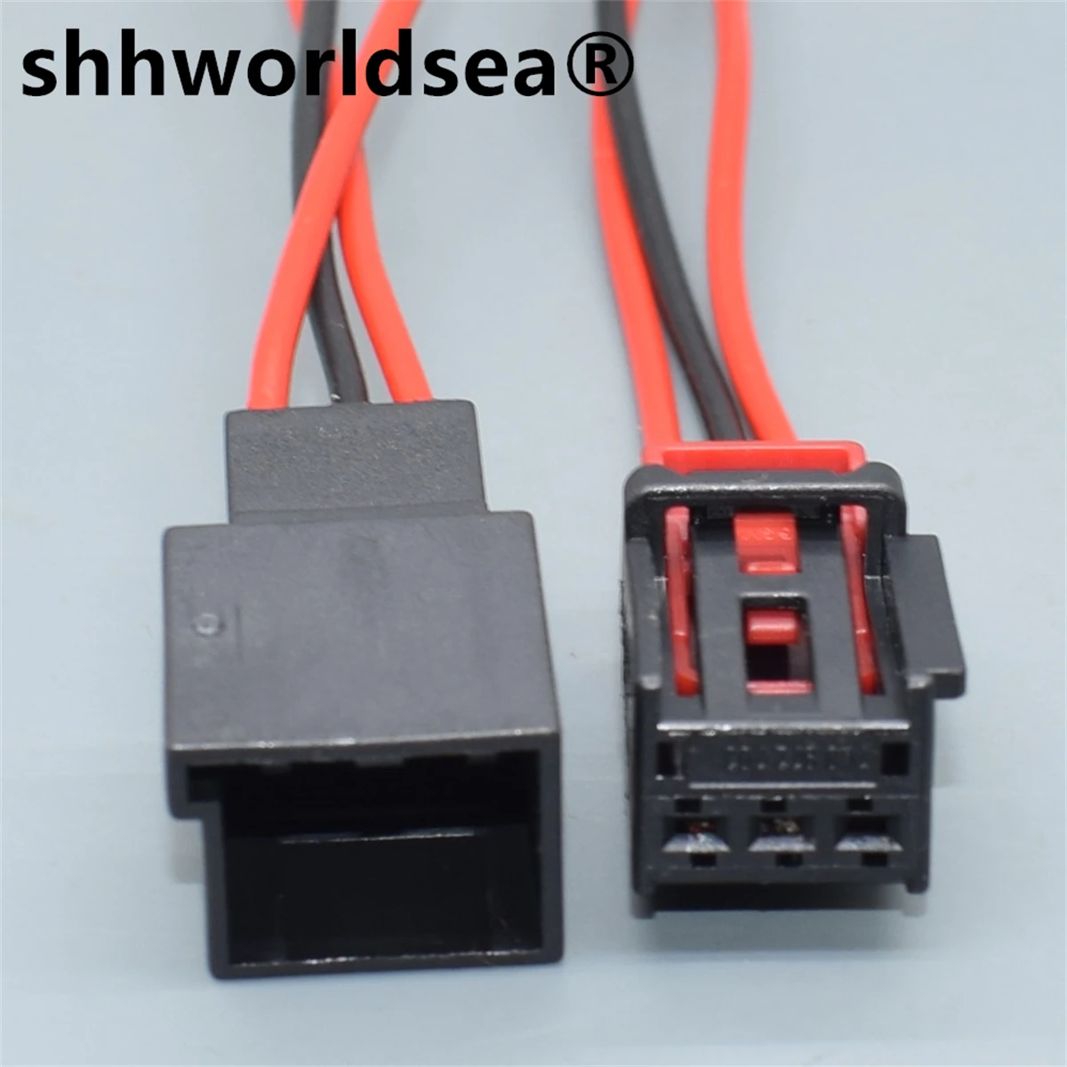 

shhworldsea 3 Pin 7N0 972 703 Car Taillight Chair Connector 7N0972703 Auto Plug Socket For AUDI Volkswagen Tiguan Tail lamp