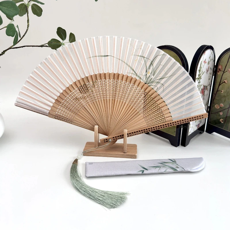Portable Folding Silk Cloth Bamboo Fan with Window Grid Pattern Summer Cooling Daily Fan for Women Hanfu Cheongsam Photography