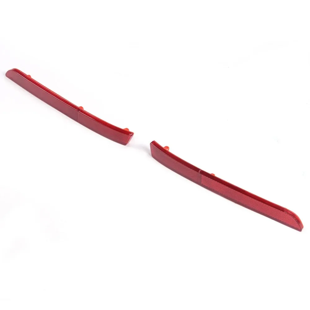 Red Rear Bumper Reflector Strip For VW Volkswagen Transpot Caravelle Multivan T5 T6 2012-2016 7E0945105A 7E0945106A