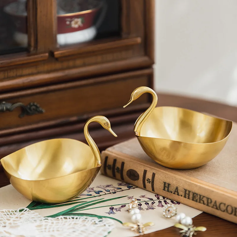 Light luxury home brass swan storage tray  tea table desktop snacks dried fruit tray decorative ornaments creative jewelry tray