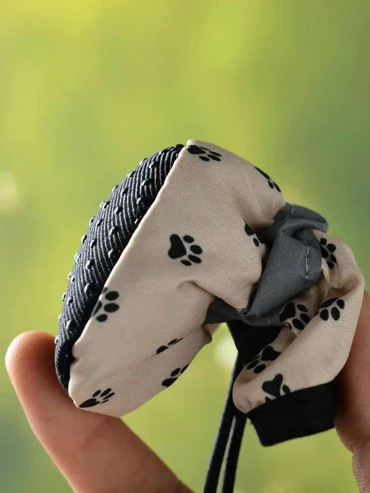 Chaussures imperméables pour chiens, 4 pièces/ensemble, pour petits et moyens chiens, doux, antidérapantes, chaudes et réglables, bottes de pluie pour chiots, fournitures pour carlin Yorkshire