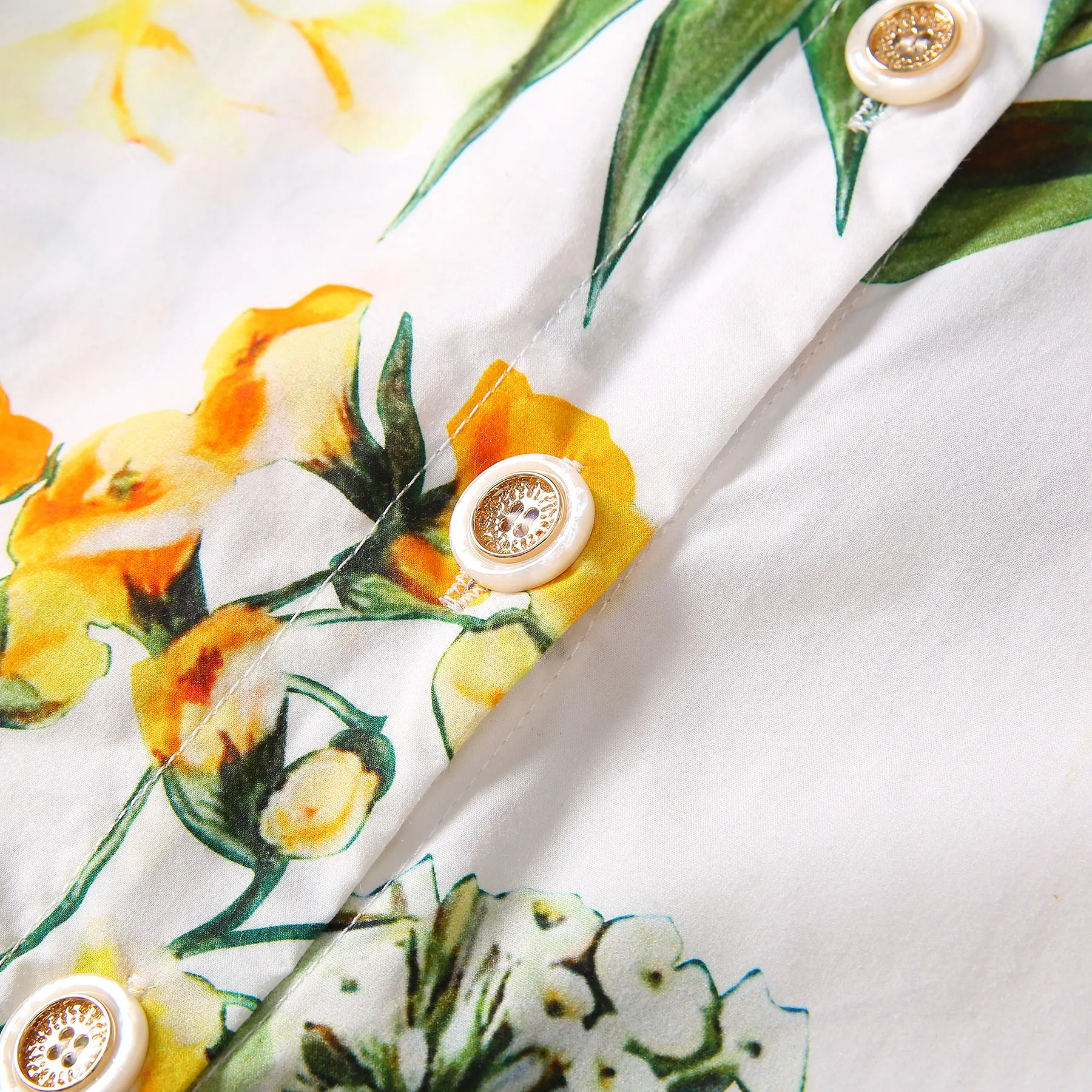 Damska koszula z krótkim rękawem i kwiatowym nadrukiem/spódnica z wysokim stanem i kwiatowym nadrukiem Eleganckie romantyczne ubrania na wakacje