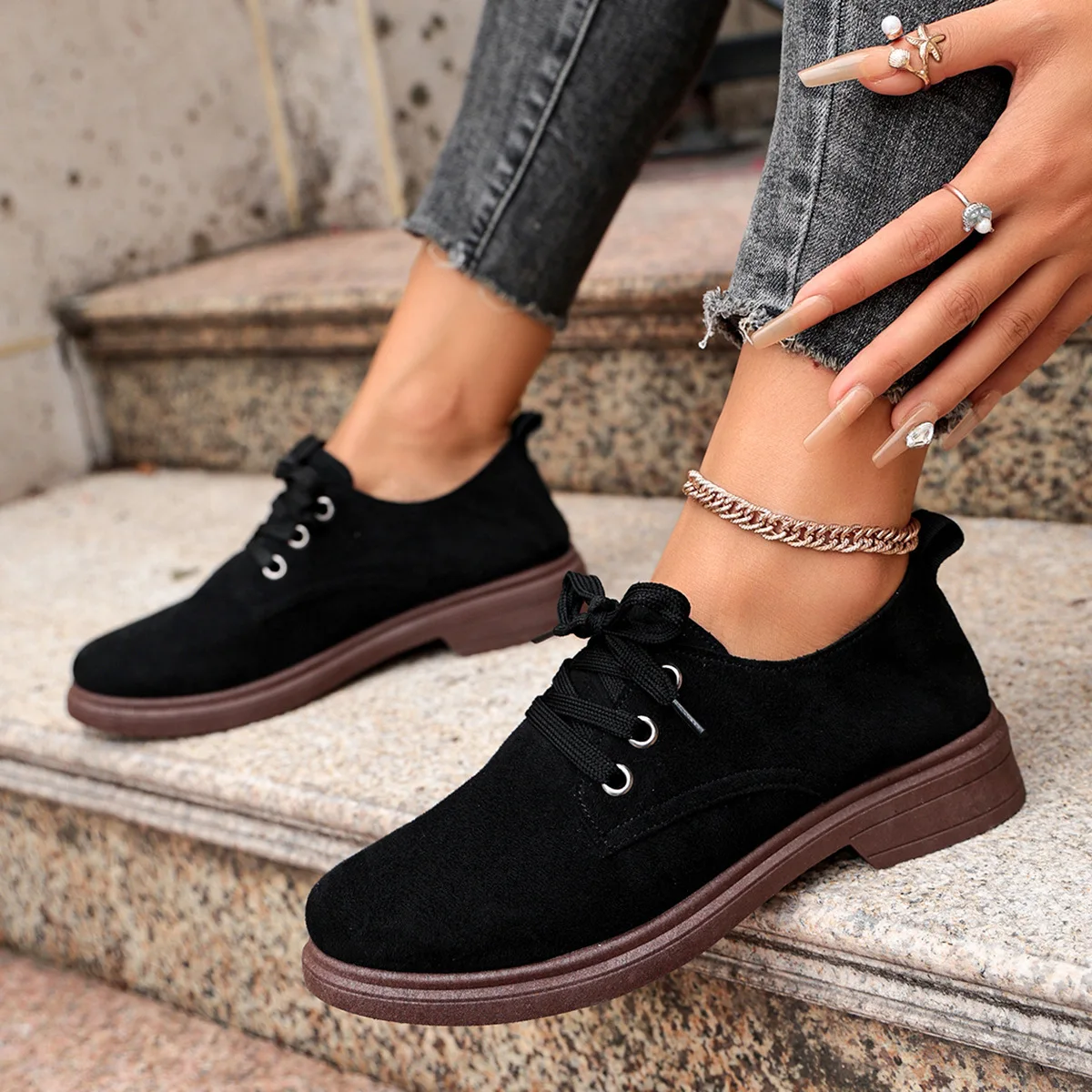Damen Vintage Wildleder Schnürschuhe mit Niedrigem Blockabsatz Rutschfeste Sohle Lässige Tägliche Gehmode Knöchelhohe Stiefel – Detail 8