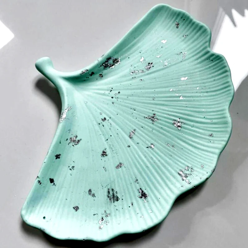 DIY Ginkgo Leaf Storage Plaster Tray Maple Leaf Shaped Jewelry Storage Dish Silicone Mold for Handmade Gift Concrete Resin Mould