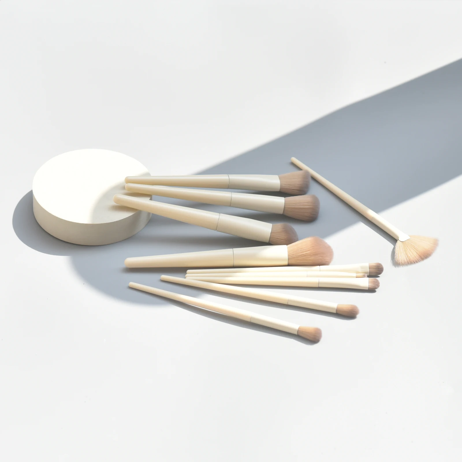 KOSMETYKI Soft Fluffy Makeup Brushes Set Eye Shadow Foundation Women Cosmetic Powder Blush Blending Beauty Make Up beauty Tool
