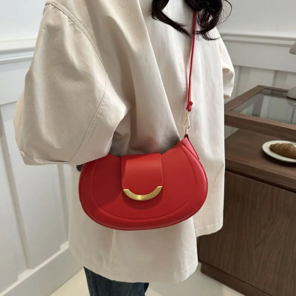 

Однотонная маленькая сумка через плечо из искусственной кожи, простая мини-сумка в форме полумесяца, большая вместительная сумка через плечо для девочек, женская сумка