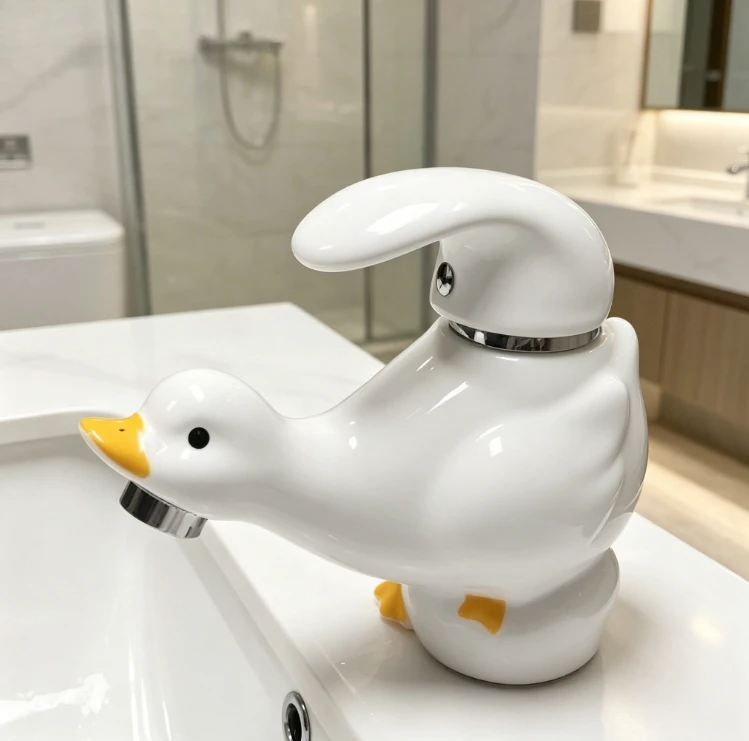 

Белый кран для холодной воды White Duckling с длинным шлангом, простая установка