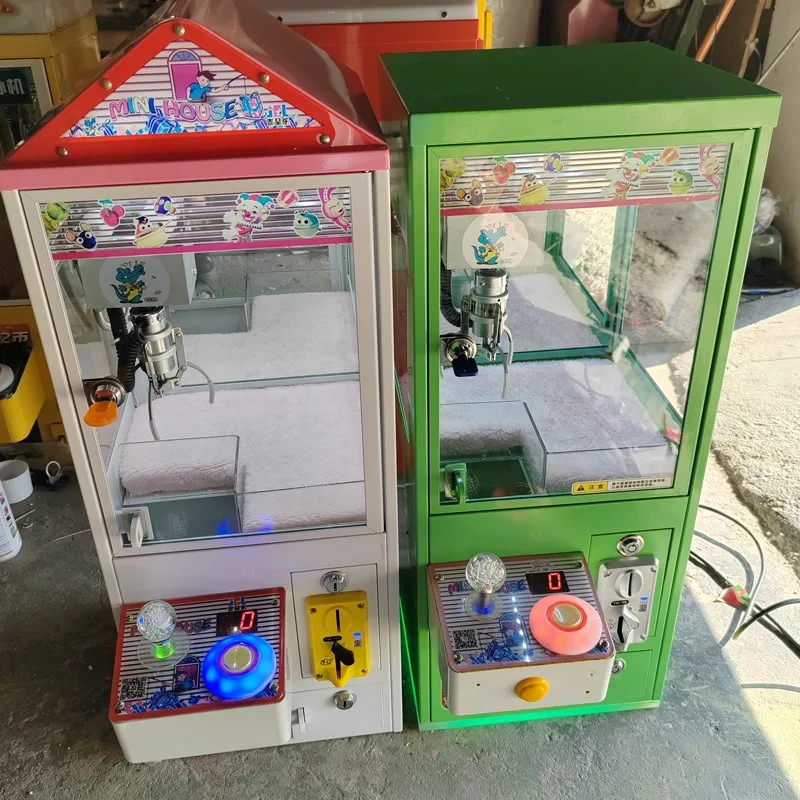 Staramuse Mini Coin-Operated Arcade Crane Machine Small Plush House Gachapon Prize Toy Child Gift Customized Color 1 Year