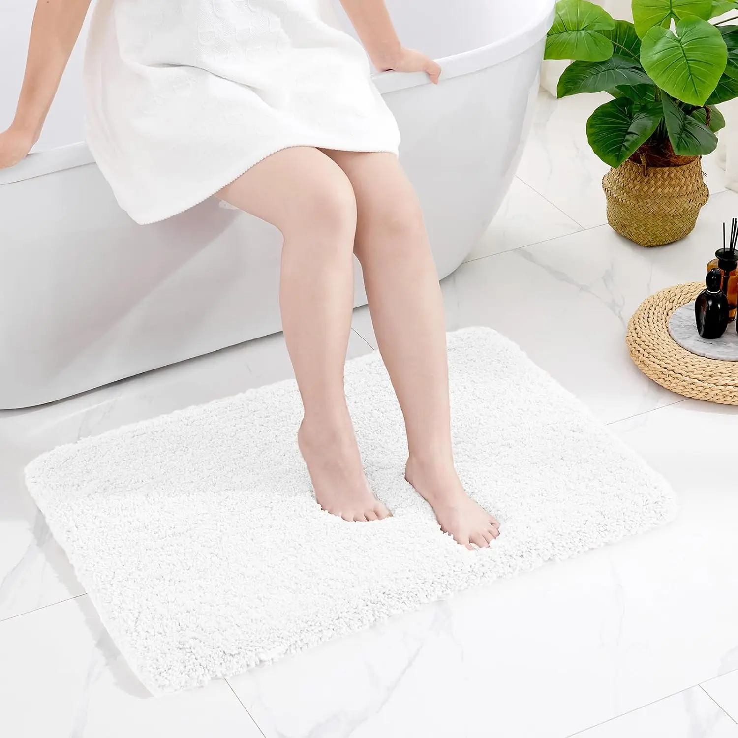 

Soft Absorbent Bath Mat Non Slip Washable Fluffy Rug for Bathroom Floor in Multiple Sizes and Colors