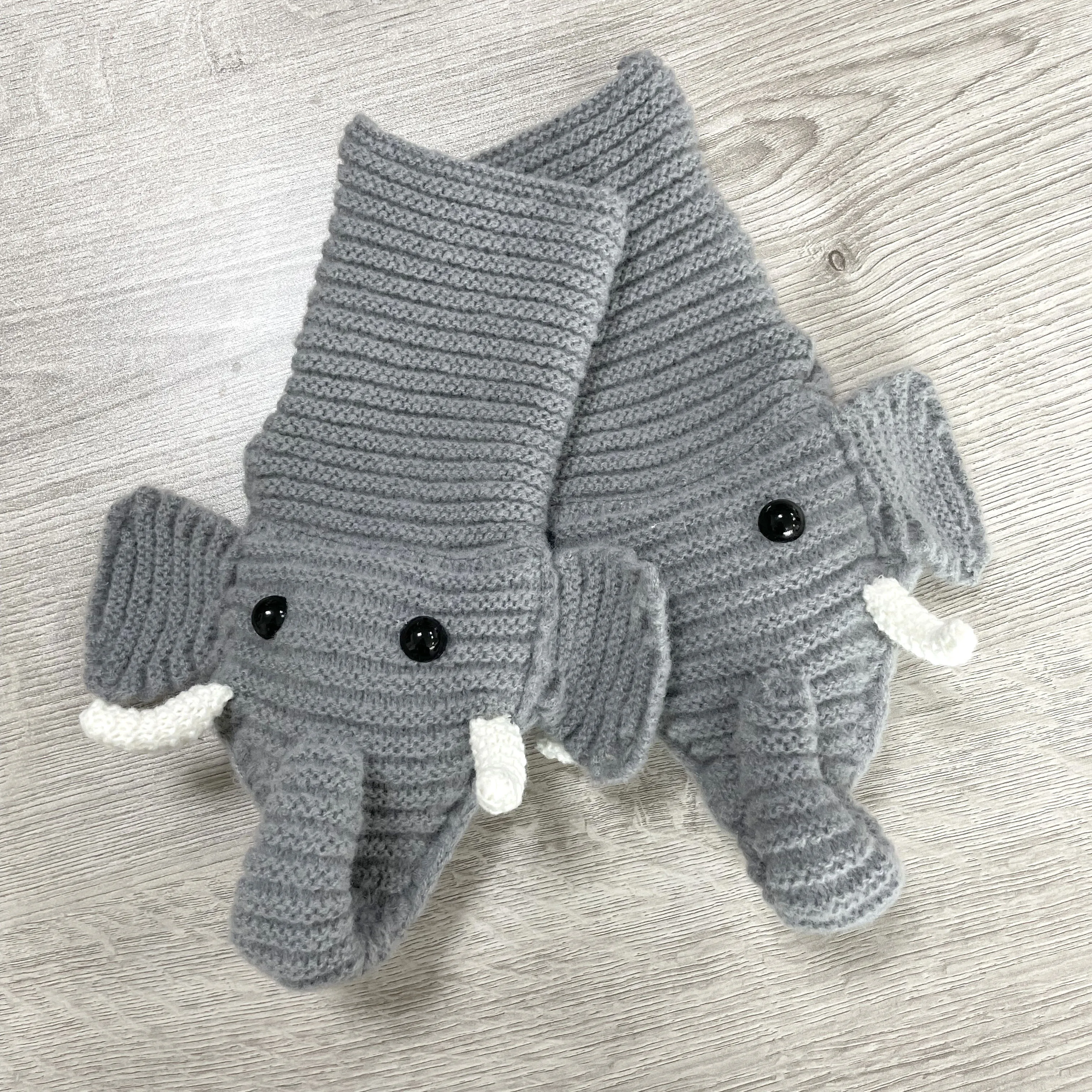 Fall/Winter 2022 3D New Stereoscopic Warm Woolen Gloves Cartoon Elephant Knit Gloves