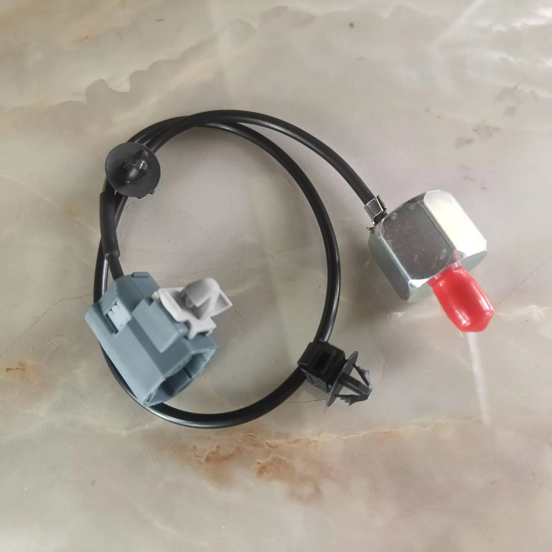3. akno1‼️ Knock Sensor For Mazda 3 BK ZJ01-18-921 E1T50371 ZJ0118921