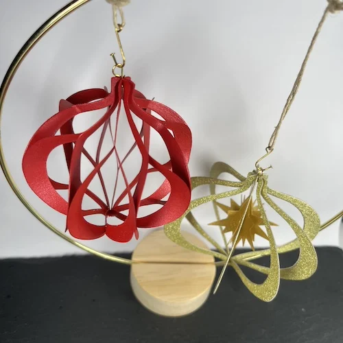 

New Christmas Bow Holly Wreath Calendar Box Ball Balloon Cutting Dies for Scrapbooking Paper Making Frame Card Craft Supplies