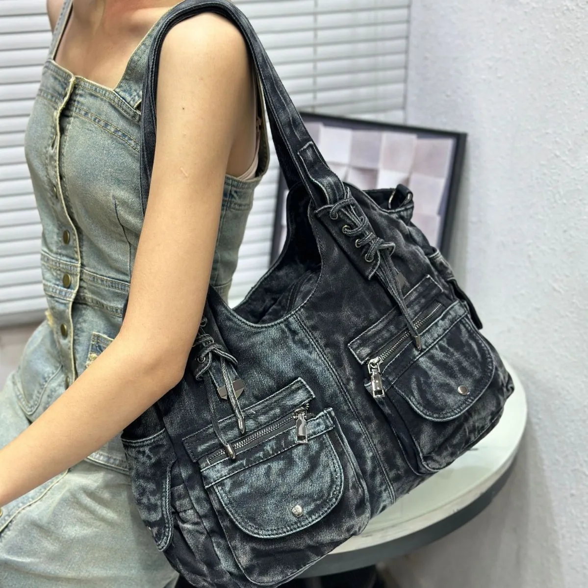 Women's Denim Bag Y2K Vintage Blue Jean Purse and Handbags Crossbody Shoulder Wallet Large Capacity view 3
