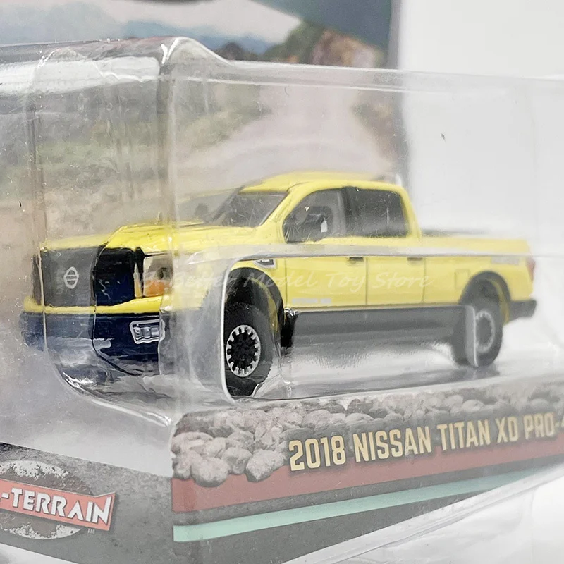 Greenlight 1:64 Diecast Car Model Toy 2018 Titan XD PR0-4X Replica Collectibles