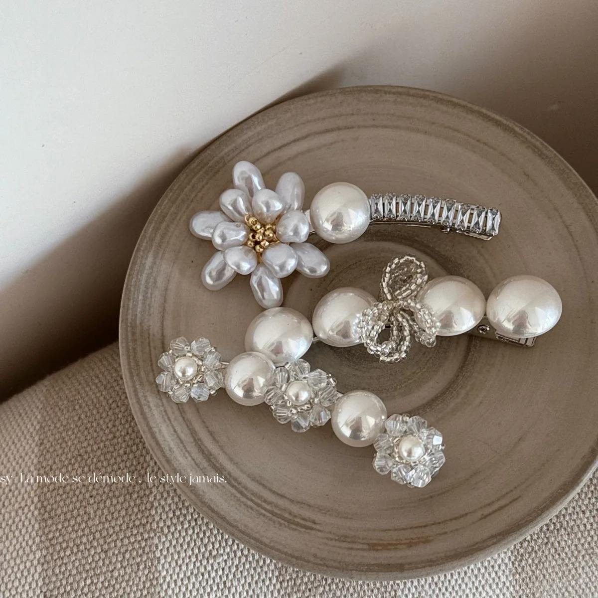 French Retro Baroque Pearl Flower Side Hair Clips Light Luxury Rhinestone for Women Girls Elegant Daily