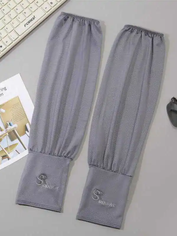 Men's Ice Silk Arm Covers - usage example