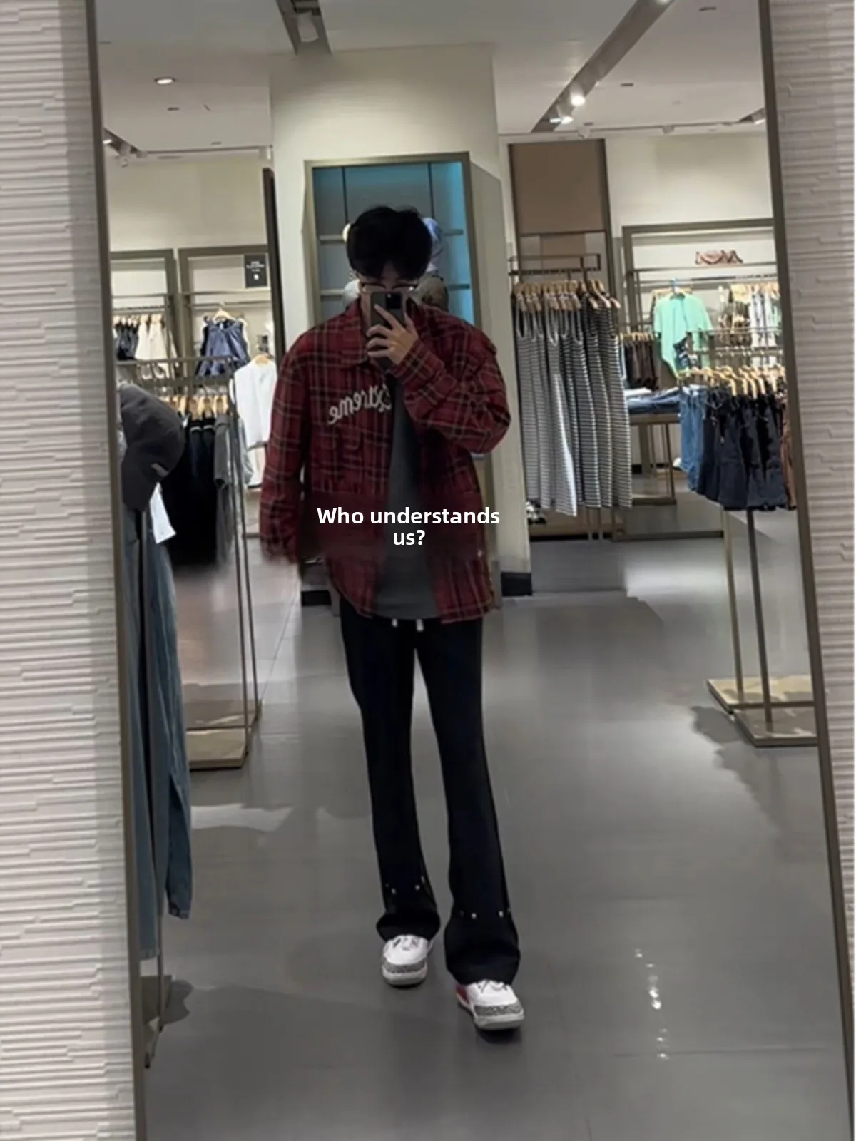 

Мужские повседневные брюки с длинными прямыми штанинами из ледяного шелка, тонкие, летние, легкие, свободного кроя, модные, в уличном стиле