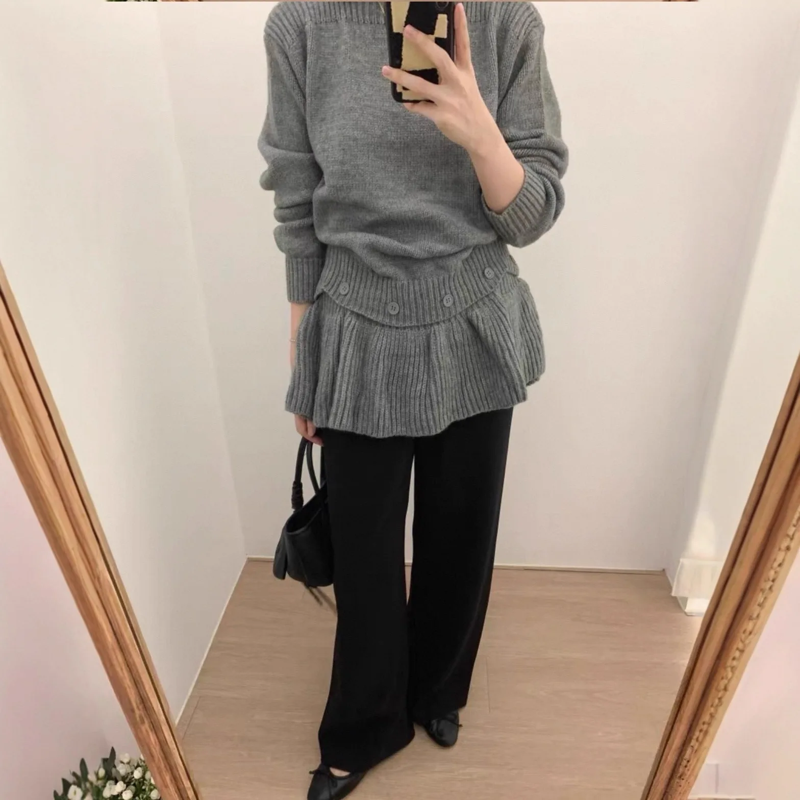 Ruffle Hem Knitted Sweater for Women in Autumn and Winter 2025 Loose and Gentle Temperament Sweater