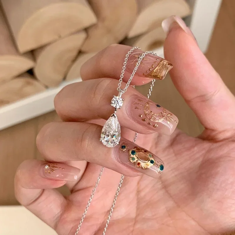 

Light luxury silver 925 sparkling shaped water droplet necklaces unique sense of luxury simple fashion collar chains jewelry