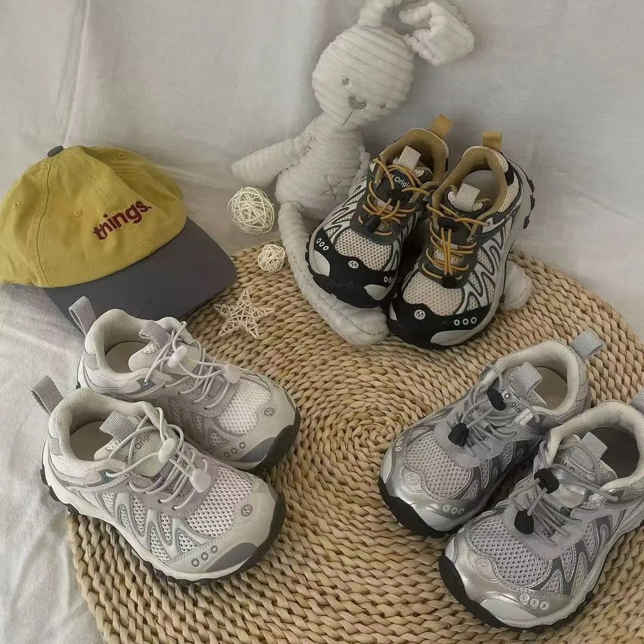 

Children's Sneakers Kids Fashion Design White Non-slip Casual Shoes Boys Girls Hook Breathable Sneakers Toddler Outdoor Shoes