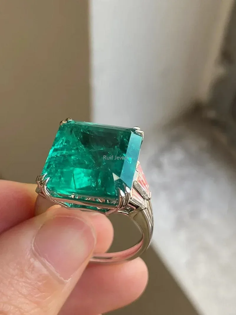 Ruif Custom Make 18k Gold about 17ct Nice Inclusion Lab Grown Emerald Rings for Women Engagement Anniversary Gift Jewelryn