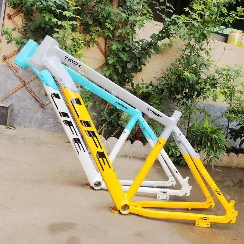 

26 inch mountain bike aluminum alloy frame MTB disc brake transmission internal wiring weight 1950G high 17 inches