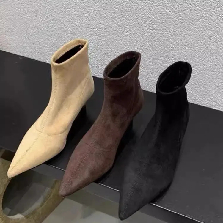 Short Winter/autumn Padded Ankle Boots for Women Stylish Pointed Toe, Low Heel Boots  Sexy Women's Large-sized Boots