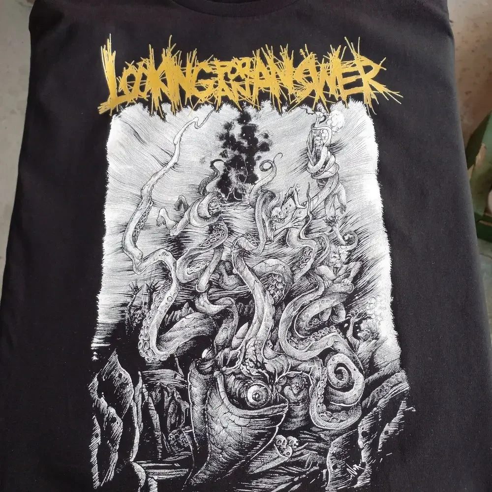 

Ищу ответа Футболка Kraken Merch Grind Core Prints