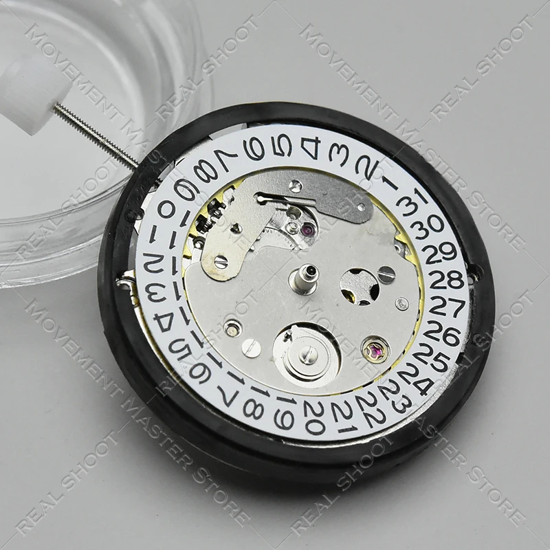 تحل حركة الساعة NH35A الصينية محل الحركة الميكانيكية NH35 ذاتية الملء لليابان مع التقويم