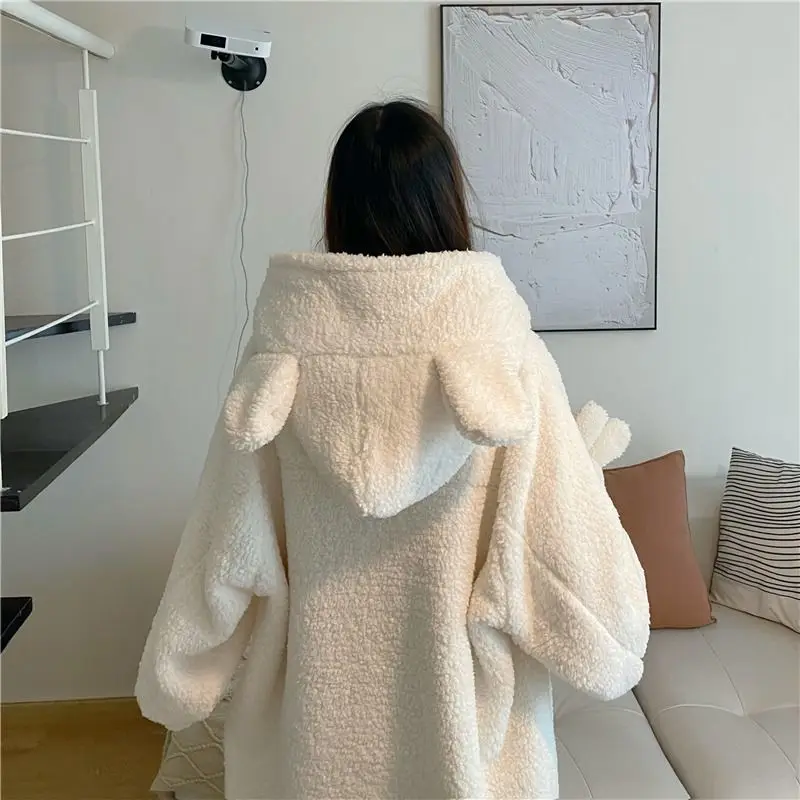 Large Size Cute Teddy Bear Coral Fleece Pajamas Wintertime Women\'s Night Gown Robe Thickening Type Can Be Worn Outside