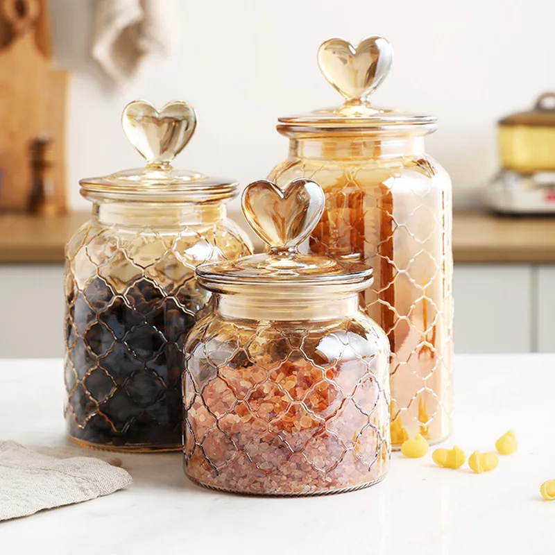 Amber Heart Glass Bottle Sealed Jar with Lid Kitchen Food Storage Container Nut Coffee Bean Candy Jar Clear Glass Box Home Decor