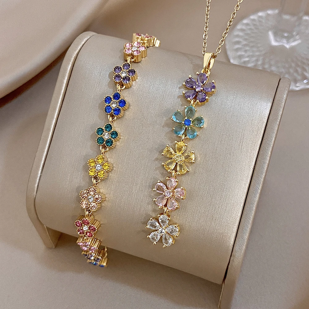 AENSOA Buntes Blumenarmband, vergoldeter Edelstahl, Regenbogen-Zirkonia-besetzte zarte Armbänder, Halsketten-Schmuckset für Damen – Detail 6