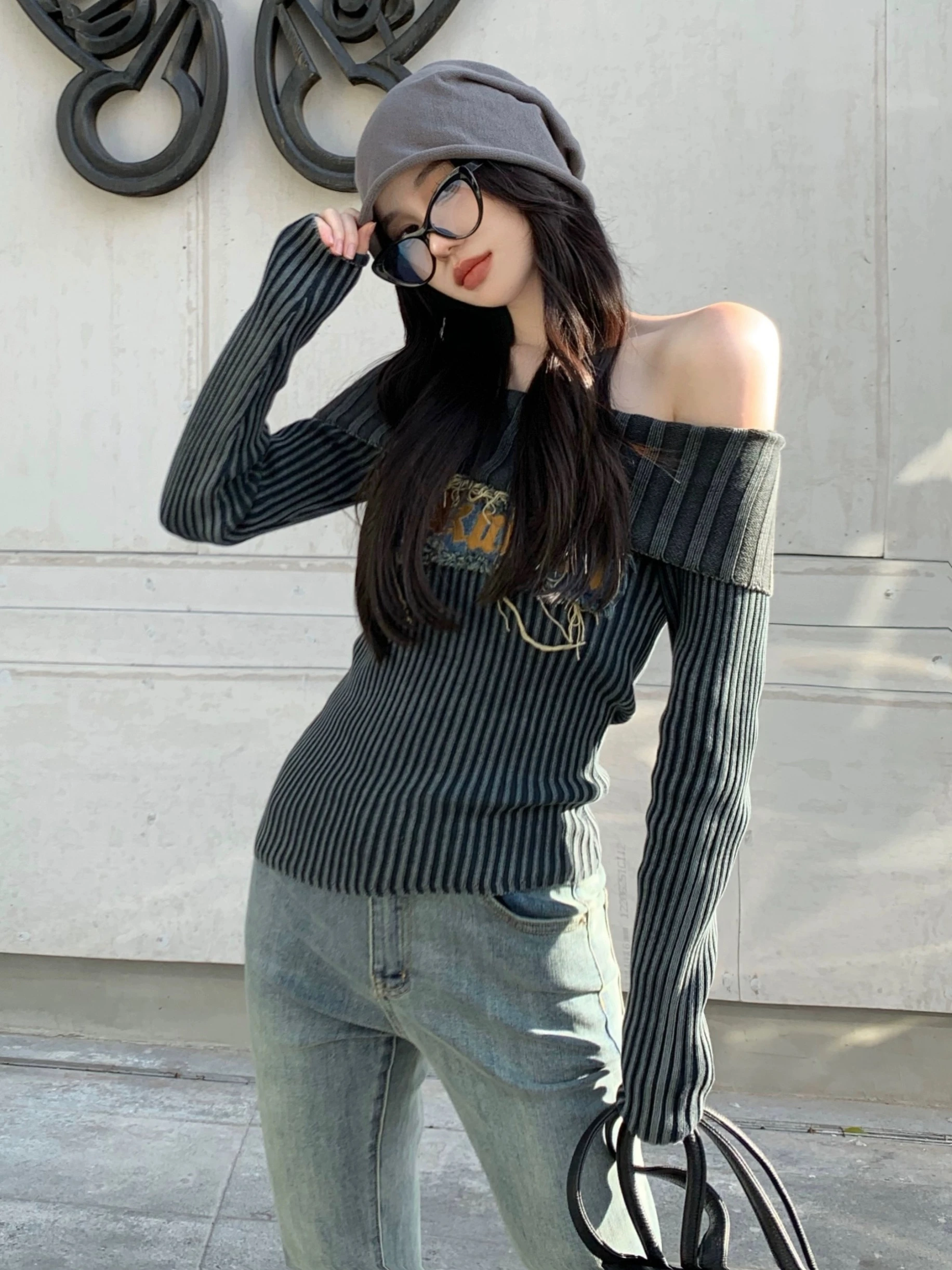 QWEEK Grunge Sweater Women Y2k Off Shoulder Knitted Pullover Punk Vintage Slim Fit Sexy Pulls Aesthetic 2000s Long Sleeve Jumper