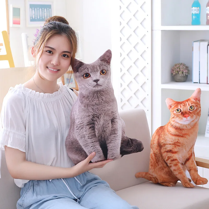 Peluche Realistico 3D Gatto Bambola Morbido Cartone Animato Simulazione Gatto Peluche Cuscino Farcito Kawaii Animali di Peluche Cuscino Giocattolo per Bambini Ragazze