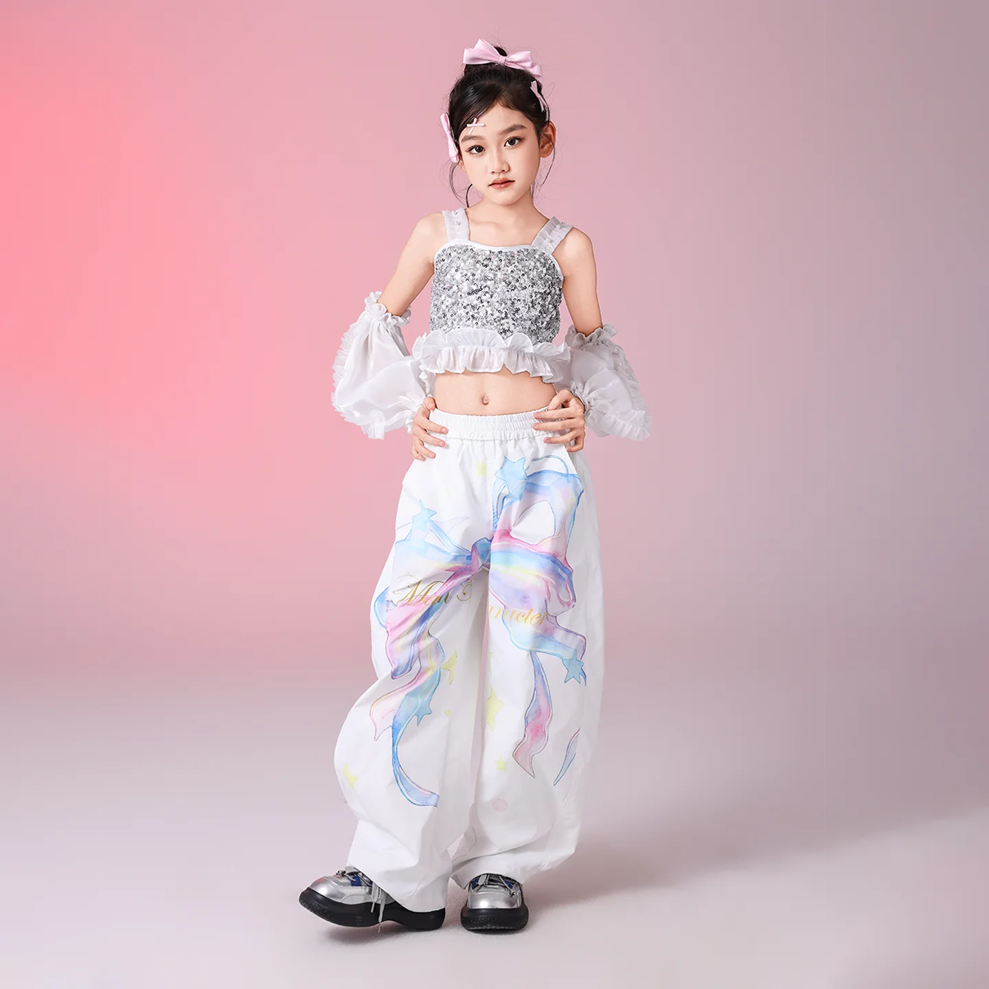 ファッションキッズ K-pop 衣装女の子ジャズダンスパフォーマンス衣装スパンコールトップヒップホップパンツ子供社交ダンス服 XS10585