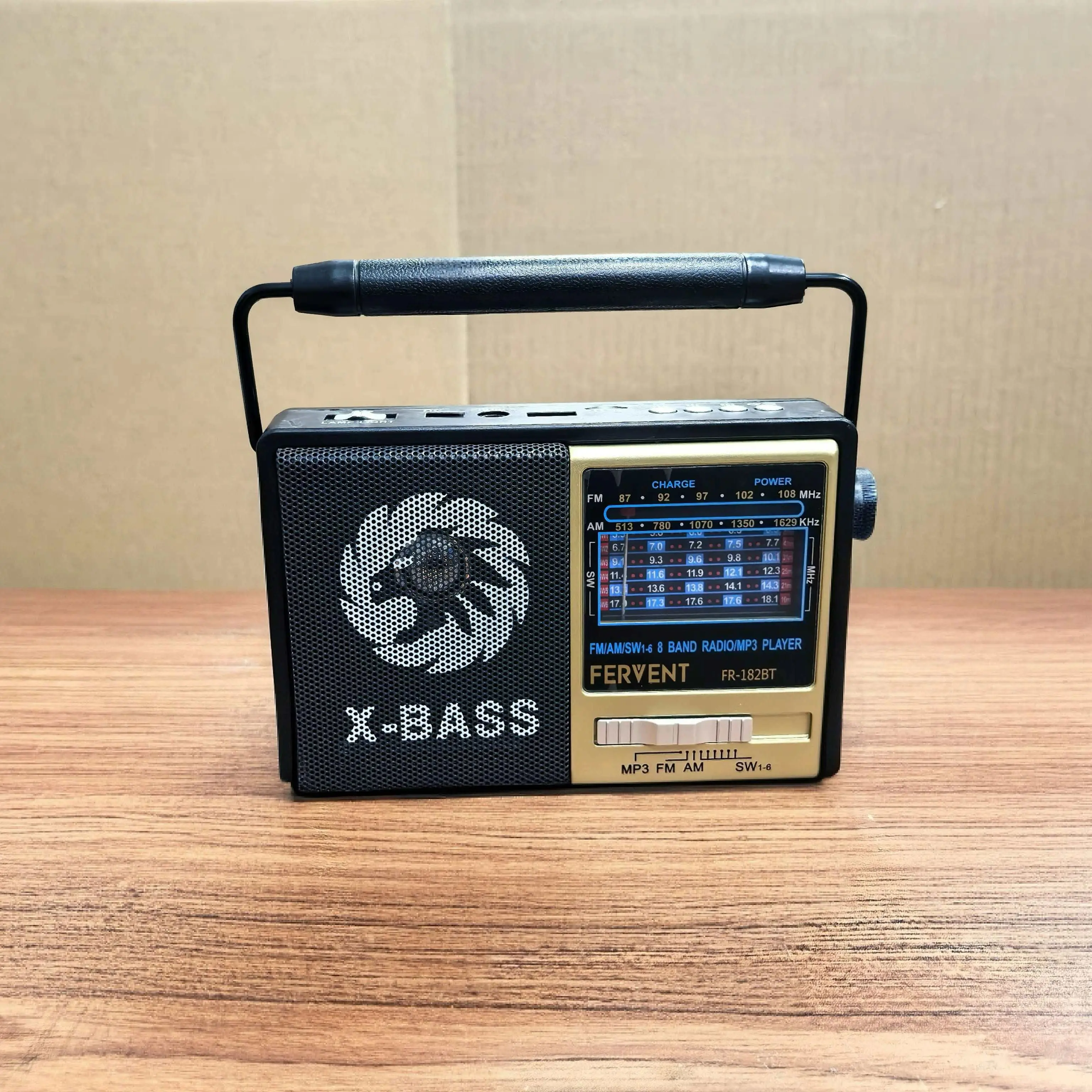 

Портативная портативная радиостанция, FM/AM/SW радио, поддерживает Bluetooth, TF-карту, USB-интерфейс, перезаряжаемая батарея, разъем для наушников