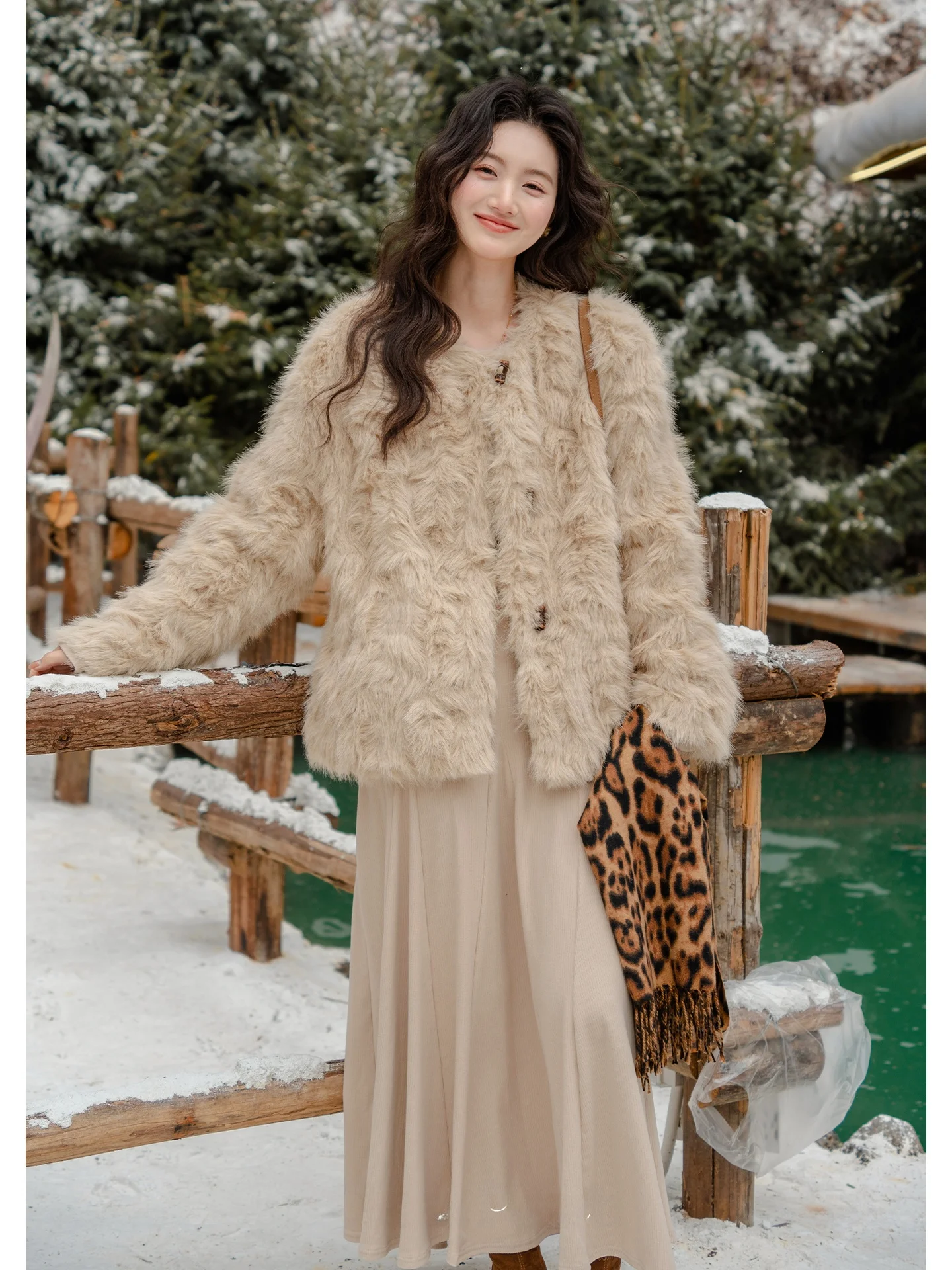 

Женское зимнее теплое пальто из натуральной кожи Thiened Fur Jaet из натуральной кожи, круглое пальто без воротника, защита окружающей среды