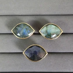 Natural Labradorite Eye-shaped Ring, Healing Chakra Crystal Ring, Labradorite Jewelry Gift, Blue Fire Ring, Women Boho Ring