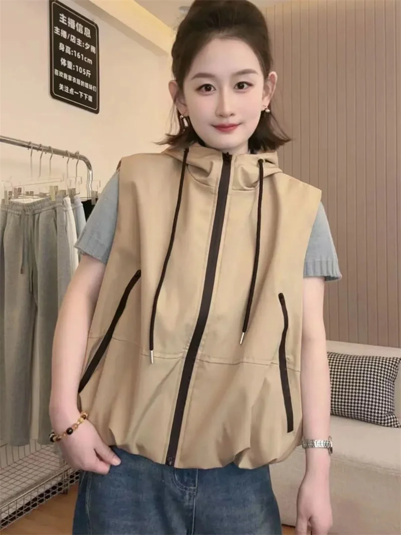 

European Vest Women's 2025 Spring/Summer New Item Layered Small Shoulder Versatile Hooded Assault Suit Workwear Vest Trendy WLF