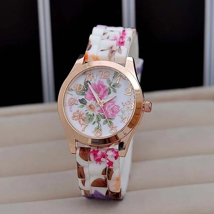 New Silicon Strap Watch New Trend And Fashion Suitable For Daily Wear